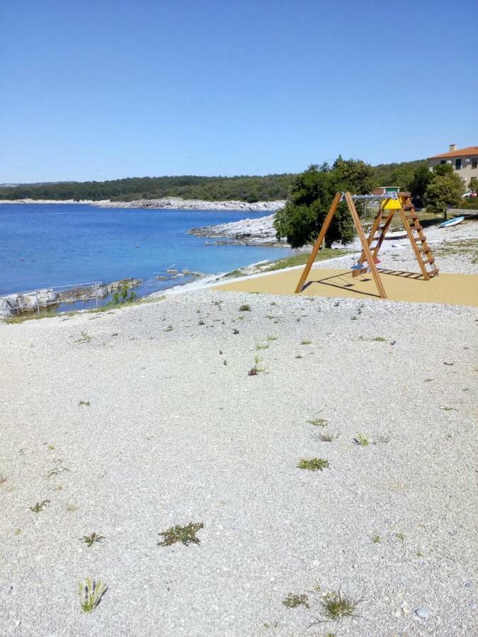 Apartman Knapic Koromačno Eksteriør bilde